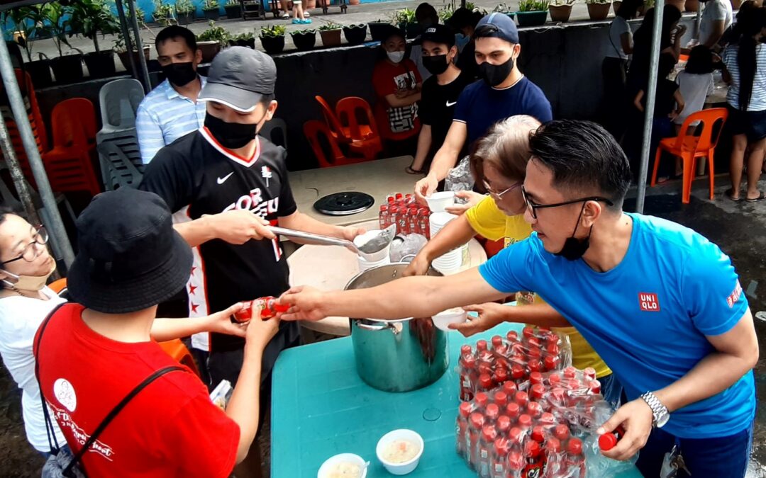 Emergency aid for survivors of fire in Quezon City, Philippines