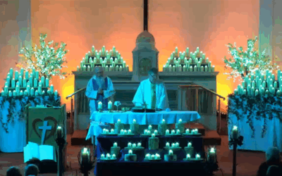 Candlelight prayer at our Light Up a Memory Mass 2022