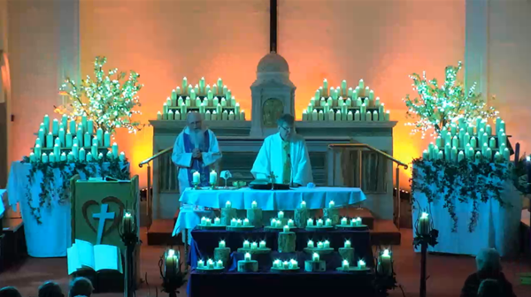 Candlelight prayer at our Light Up a Memory Mass 2022