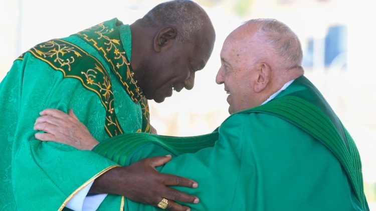 Celebrating the missionary journey with Pope Francis in Papua New Guinea